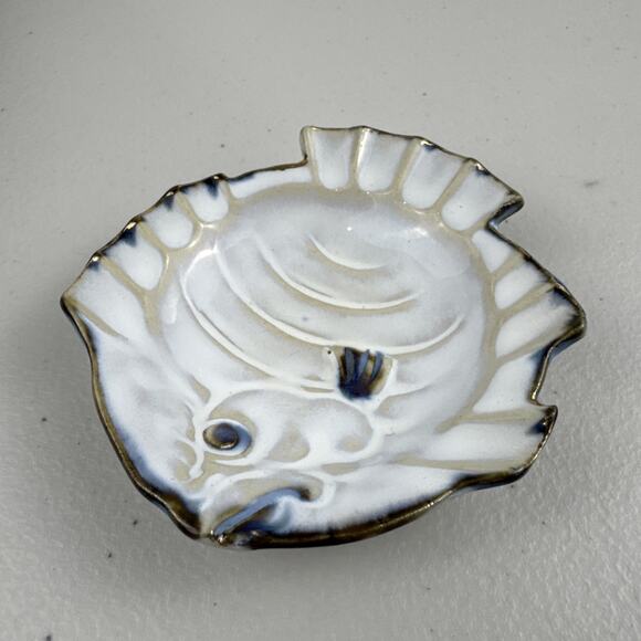 Vintage Grumpy Face Fish 4" Trinket Dish Hand Crafted Stoneware Made In Japan - Picture 3 of 4